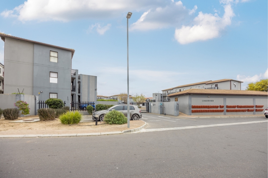 2 Bedroom Property for Sale in Parklands Western Cape